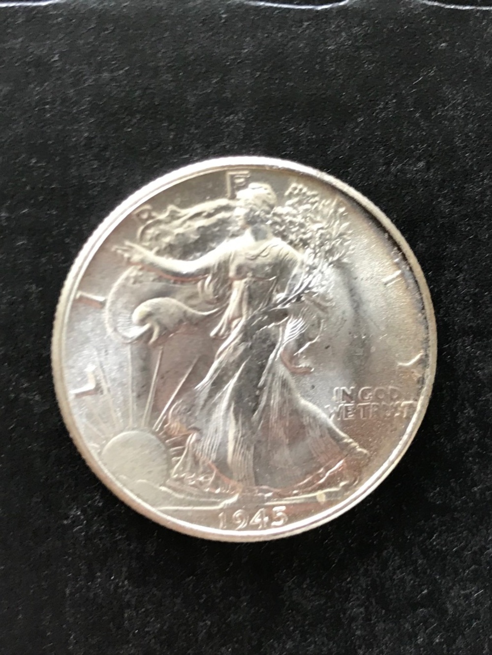 1945 P Walking Liberty Half Dollar, Unc, 90% Silver, Well Struck, ? Low-Mid MS